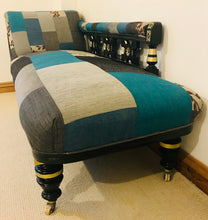 Load image into Gallery viewer, French Edwardian Chaise Longue