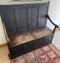 Load image into Gallery viewer, 17th Century Settle