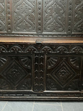 Load image into Gallery viewer, 17th Century Settle